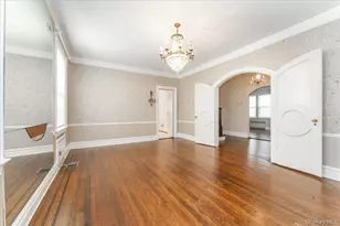 942 Greenfield Rd, Woodmere, NY 11598 - Photo 4