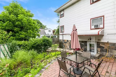 174 S Long Beach Road, Rockville Centre, NY 11570 - Photo 20