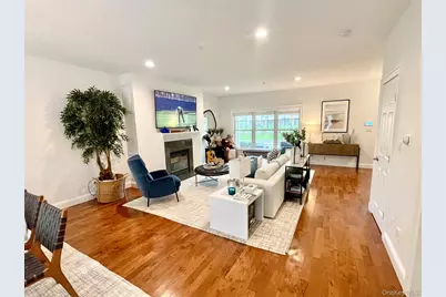 22 Gianna Court, Southampton, NY 11968 - Photo 2