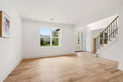 16 Otsego Place, Jericho, NY 11753 - Photo 6