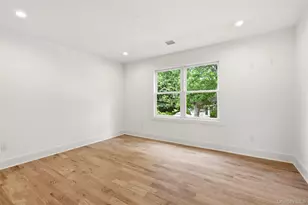 16 Otsego Pl, Jericho, NY 11753 - Photo 26