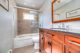 3784 Carrel Blvd, Oceanside, NY 11572 - Photo 16