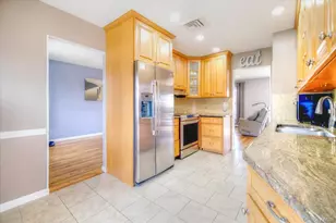 3784 Carrel Blvd, Oceanside, NY 11572 - Photo 8