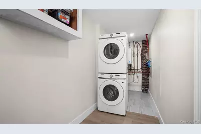 2716 Gunther Avenue, Bronx, NY 10469 - Photo 22