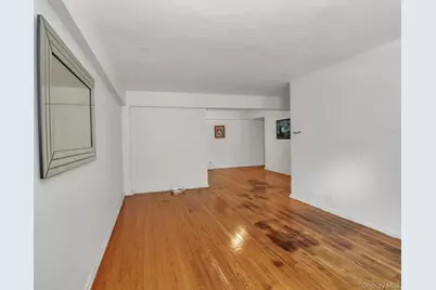 118-60 Metropolitan Avenue #1A, Kew Gardens, NY 11415 - Photo 6