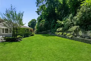 353 E Shore Rd, Great Neck, NY 11023 - Photo 22