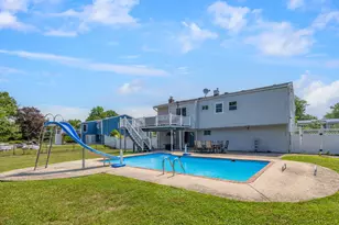 40 Peppermint Rd, Commack, NY 11725 - Photo 6