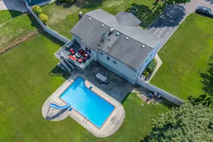 40 Peppermint Rd, Commack, NY 11725 - Photo 32