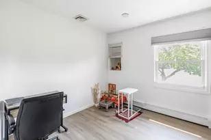 40 Peppermint Rd, Commack, NY 11725 - Photo 18
