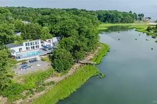20 Bevin Rd, Northport, NY 11768 - Photo 2
