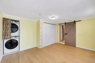 186 W 4th St, Deer Park, NY 11729 - Photo 14