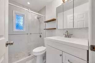 186 W 4th St, Deer Park, NY 11729 - Photo 8