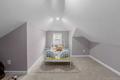 325 Newman Avenue, Bronx, NY 10473 - Photo 32