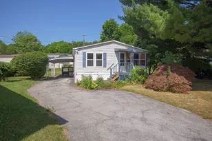 17 Partridge Ln, Pleasant Valley, NY 12569 - Photo 2