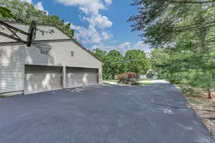 5 Zeck Ct, Suffern, NY 10901 - Photo 4