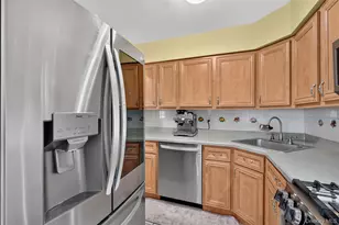 178 Fairview Cir, Middle Island, NY 11953 - Photo 8
