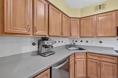 178 Fairview Circle, Middle Island, NY 11953 - Photo 6