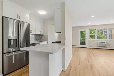 665 Pelham Road #A15, New Rochelle, NY 10805 - Photo 6