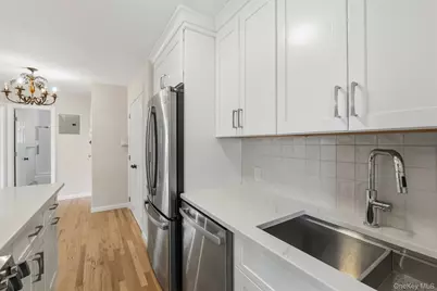 665 Pelham Road #A15, New Rochelle, NY 10805 - Photo 8