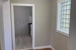 114-42 204th St, Saint Albans, NY 11412 - Photo 4