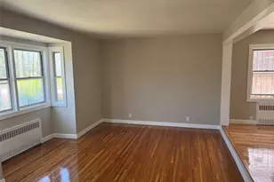 114-42 204th St, Saint Albans, NY 11412 - Photo 2