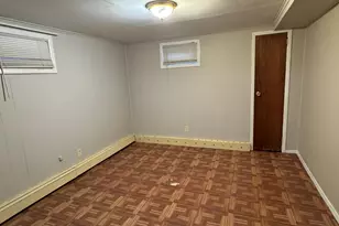114-42 204th St, Saint Albans, NY 11412 - Photo 18