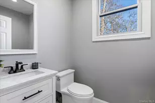 91 Market St, Mastic Beach, NY 11951 - Photo 14