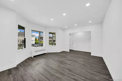40 Amackassin Terrace, Yonkers, NY 10703 - Photo 4