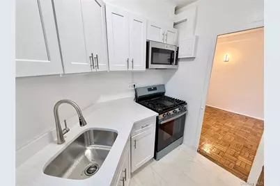 1651 Metropolitan Avenue #MB, Bronx, NY 10462 - Photo 2