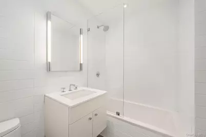 200 E 62nd Street #5D, New York, NY 10065 - Photo 8