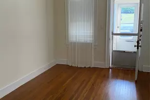 7 Chestnut St, Stony Brook, NY 11790 - Photo 2