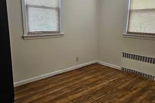 560 E Broadway, Long Beach, NY 11561 - Photo 8