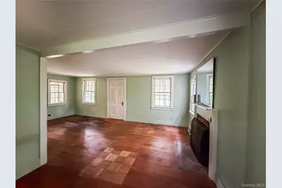 126 S Quaker Lane, Hyde Park, NY 12538 - Photo 6