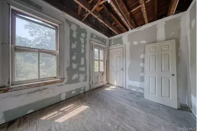 225 Dubois Street, Newburgh, NY 12550 - Photo 18