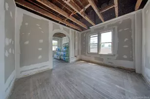 225 Dubois St, Newburgh, NY 12550 - Photo 14