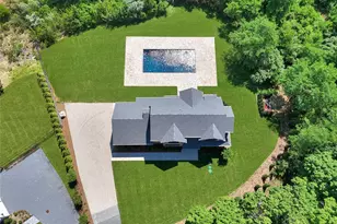 22 Tuthills Ln, Jamesport, NY 11947 - Photo 2