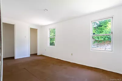 22 Grove Street, New York, NY 10304 - Photo 12