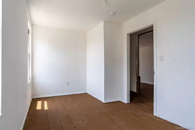 22 Grove Street, New York, NY 10304 - Photo 18