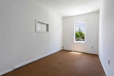 22 Grove Street, New York, NY 10304 - Photo 10