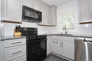 20 Woodridge Dr, Thiells, NY 10984 - Photo 14
