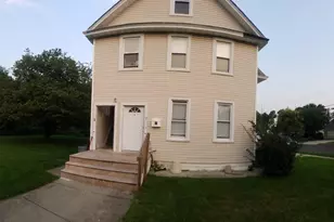 83 Kraemer St, Hicksville, NY 11801 - Photo 2