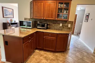 50 Raker Rd, Poughkeepsie, NY 12603 - Photo 12