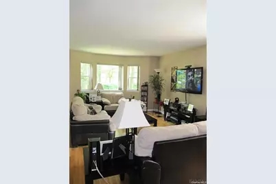 [Address not provided], Bronx, NY 10469 - Photo 2