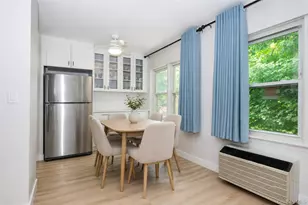 643 Pelham Rd, New Rochelle, NY 10805 - Photo 2