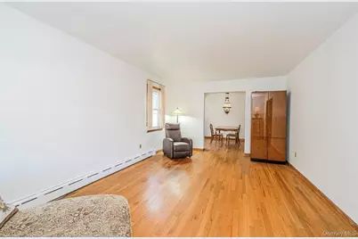 74 Highview Avenue, New York, NY 10301 - Photo 2