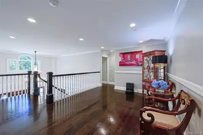 640 Bryant Avenue, Roslyn, NY 11576 - Photo 34