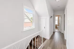 83 Lyon Pl, Lynbrook, NY 11563 - Photo 12