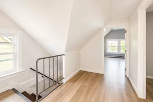 83 Lyon Pl, Lynbrook, NY 11563 - Photo 18