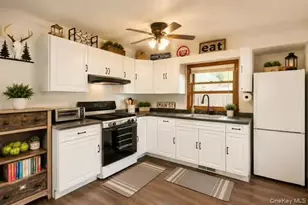 53 Main St, Bloomingburg, NY 12721 - Photo 8