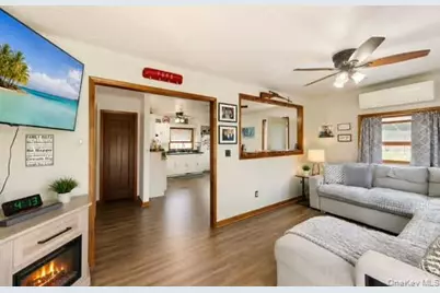 53 Main Street, Bloomingburg, NY 12721 - Photo 4